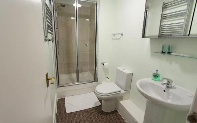Brackenbury Serviced Apartments