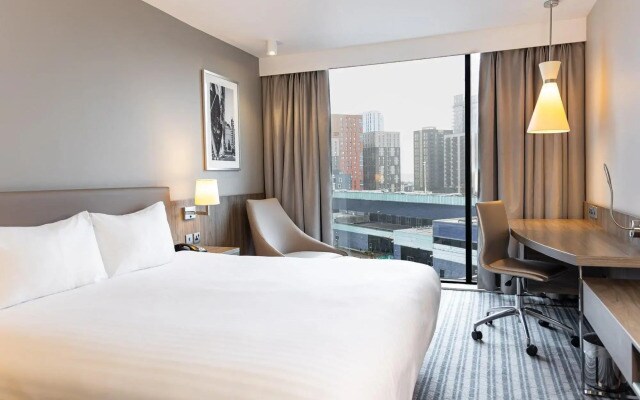 Holiday Inn London - West