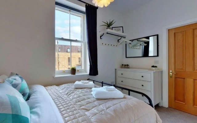 Peak Dale Apartment