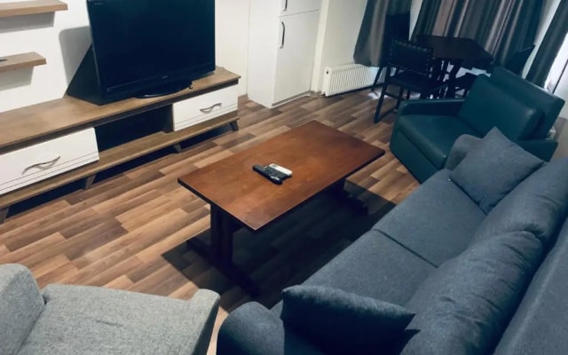 Mimoza İstiklal Apart Hotel