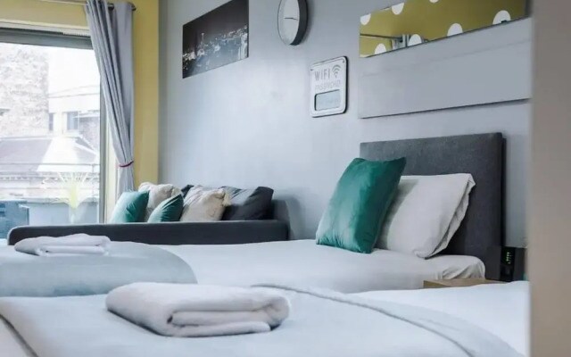 Host Stay Campbell Sq Roof Terrace Apt
