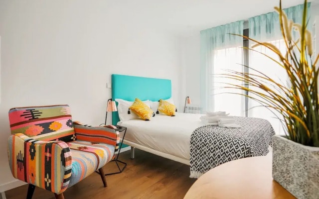 Home Art Apartments Salamanca