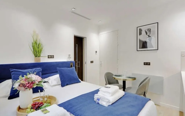 Modern Studio With AC in the Heart of Paris
