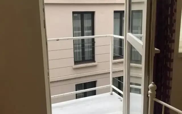 Mayer Sahkulu Suites