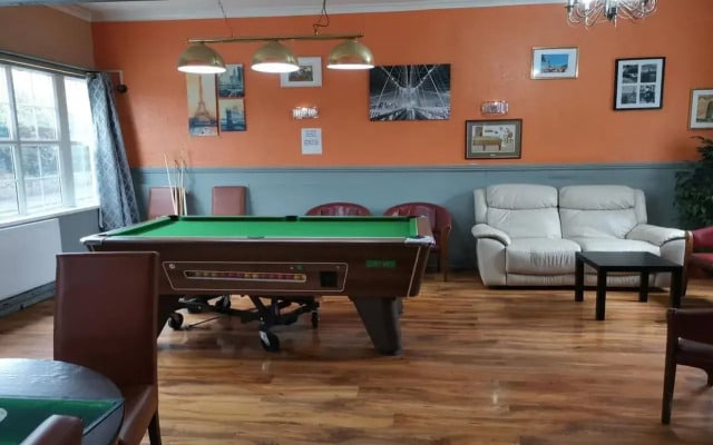 Swan Inn, Heathrow Airport