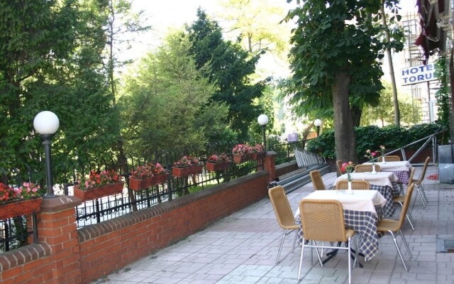 Yavuz Hotel