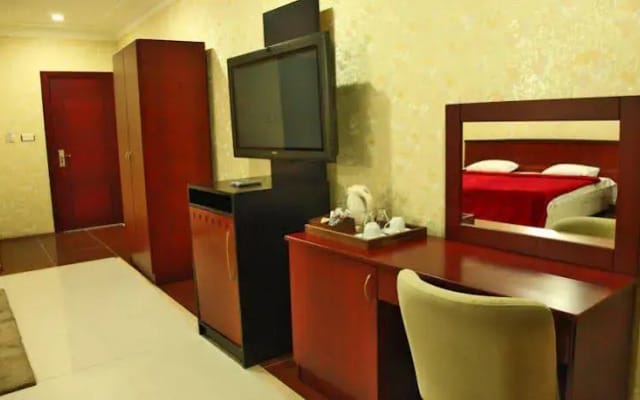 Mars Business Hotel