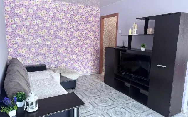 Аврора на улице Дзержинского 10