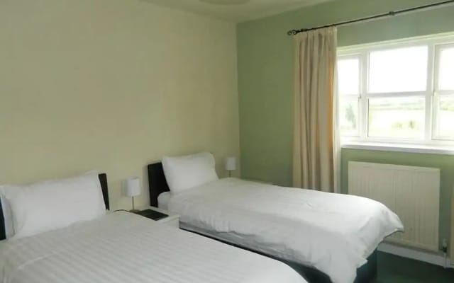 The Crown Hotel