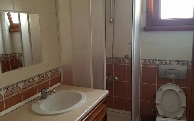 Canan Motel