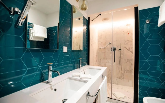 Vicario Suites