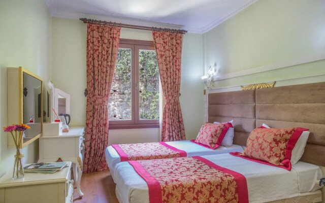 Sphendon Hotel