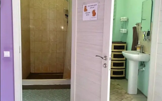 Хостел и точка