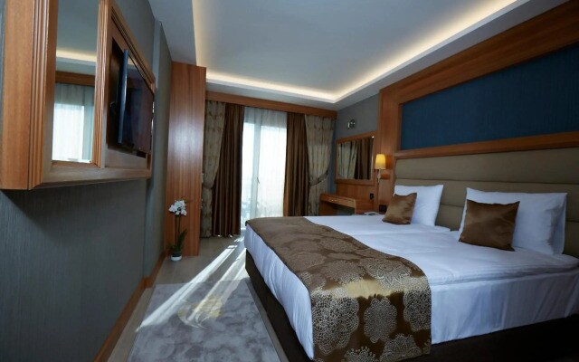 Ilkbal Deluxe Hotel & Spa