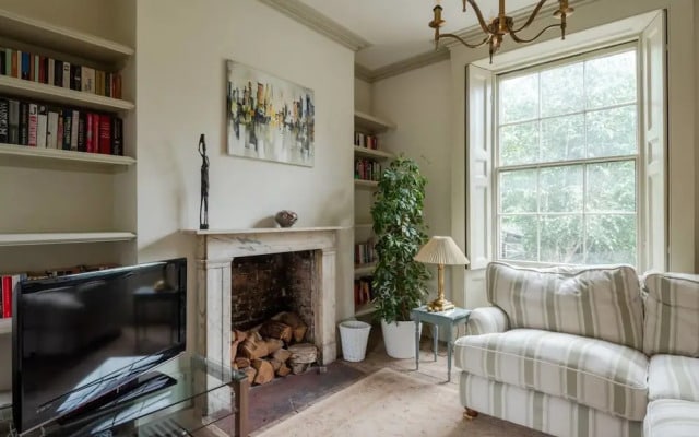 3 Bedroom 19th Century Georgian Townhouse