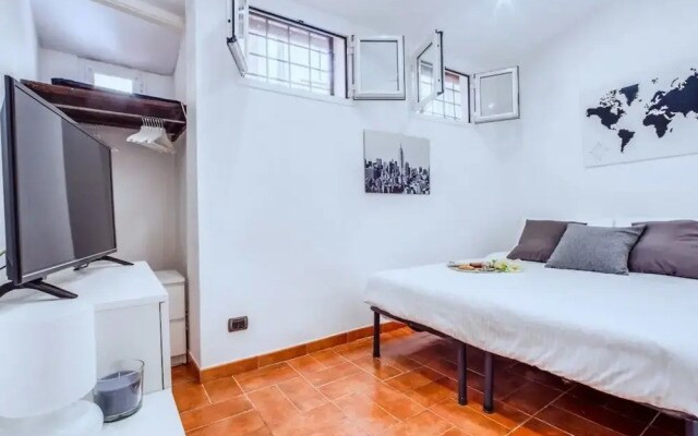 Charming Little Flat in the Heart of Trastevere