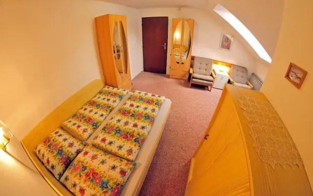 Pension 444