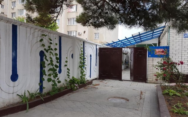 Guest House on Tamanskaya 26A/1