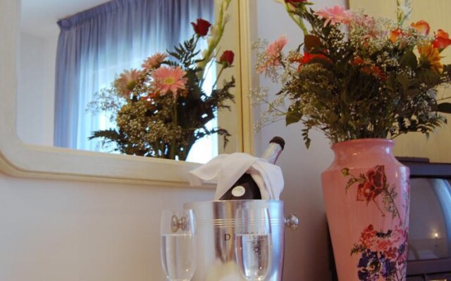Byron Laguna Inn