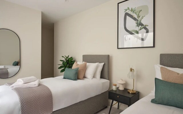 Fulham  Hestercombe House by Viridian Apartments