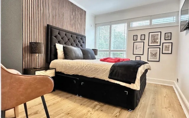 Clapham 3-bed Flat, Sleeps 6 With Free Parking