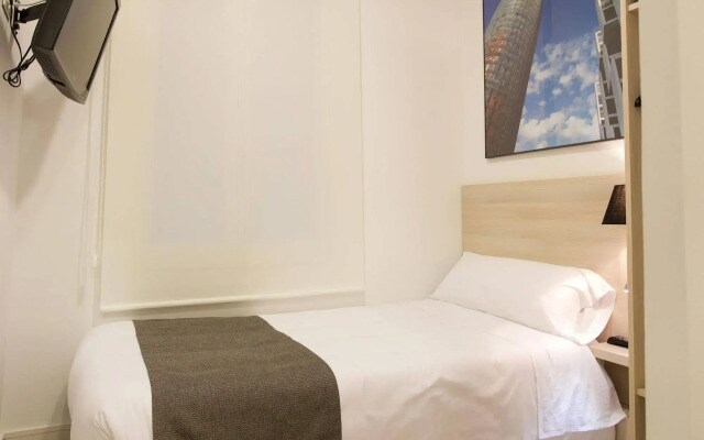 THE 8 Boutique B&B