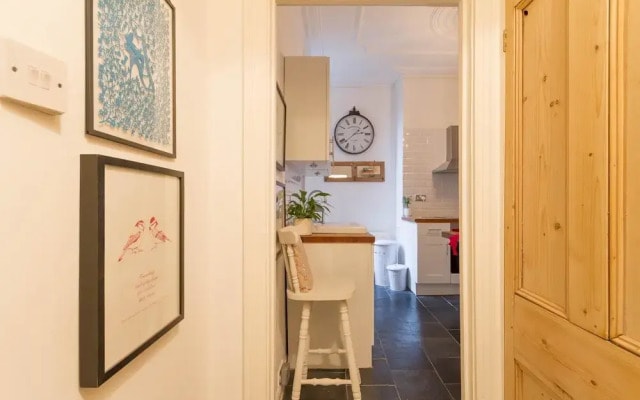 NEW Bright 2BD Flat in the Heart Alexandra Palace