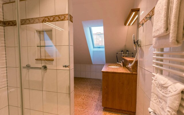 Hotel & Gaststätte zum Erdinger Weißbräu