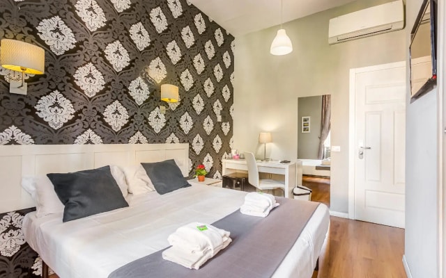 AmoRoma Suite
