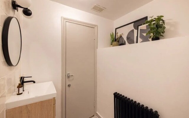 The Kensington And Chelsea Classic - Glamorous 2bdr Flat
