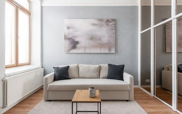 Stylish Historical Loft with Sauna & Free Parking