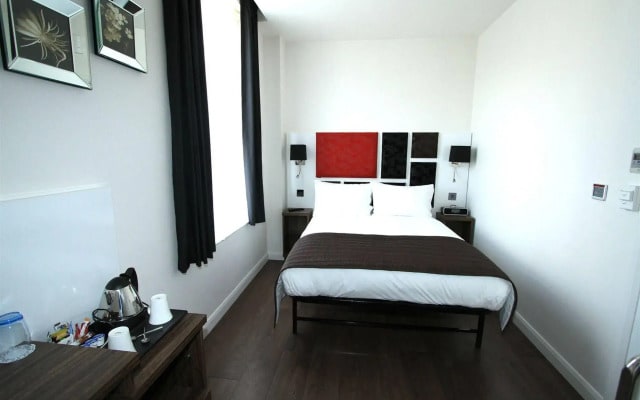 Chiswick Rooms
