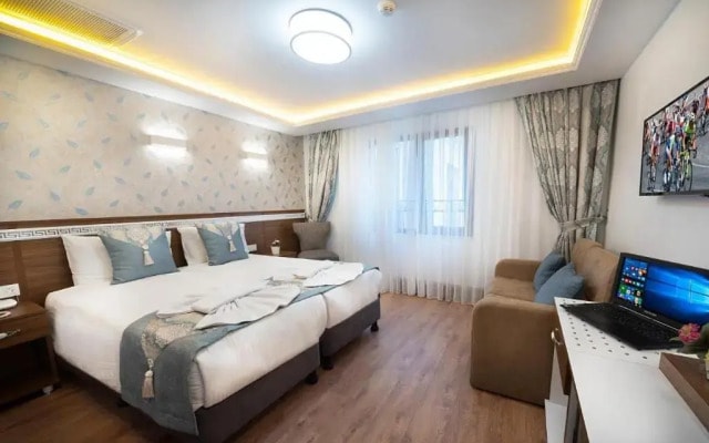 Lika Hotel - Standard Double or Twin Room