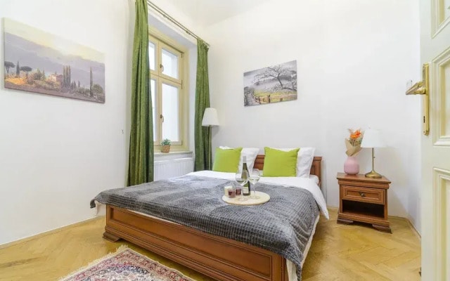 3-bedrooms apartment in center of Prague