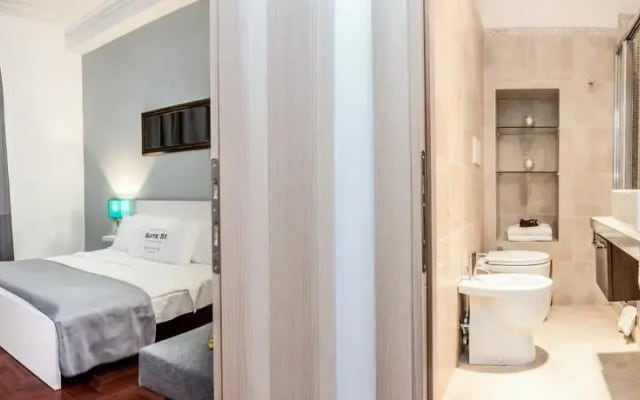Suite 51