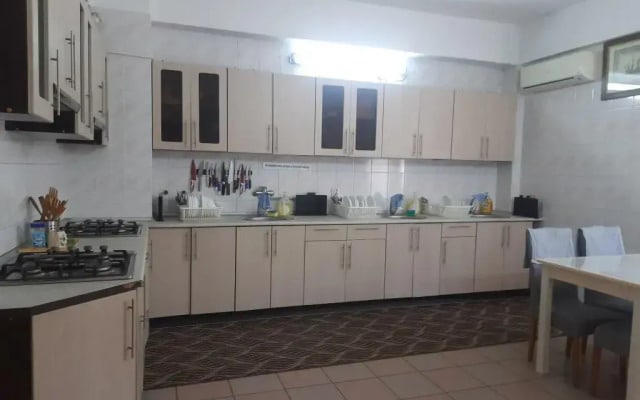 Guest House on Pionersky prospekt 36