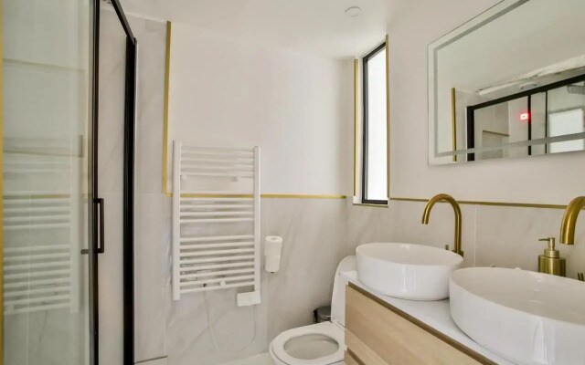 New&renovated cosy flat in The marais !!! 4-5 pers
