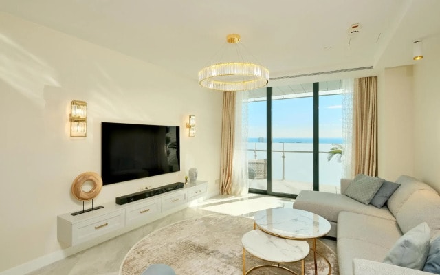 Sun Apartments АК Карат 17