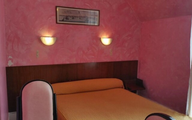Luxia Hotel & Spa