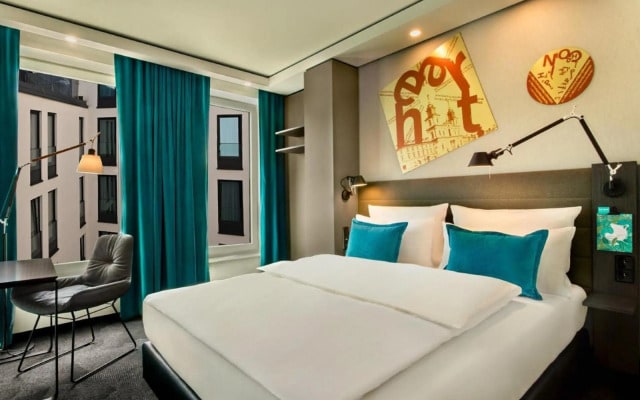 Motel One Warsaw	