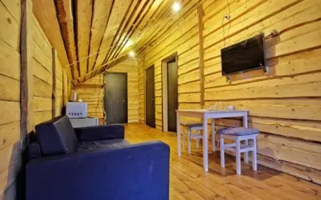 Usadba Rybatskoye (Dom Rybaka) (Estate Fishing (House of the fisherman)