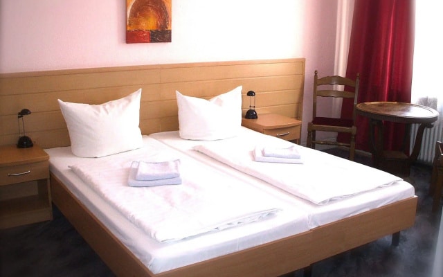 Hotel Pension Messe