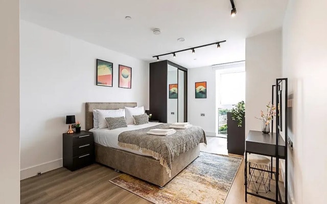 Contemporary Two Bedroom Apartment
