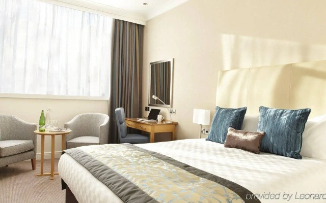 Thistle Euston Hotel