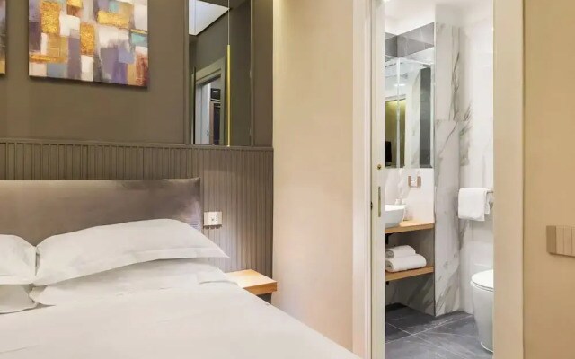 Spanish Steps Apartments