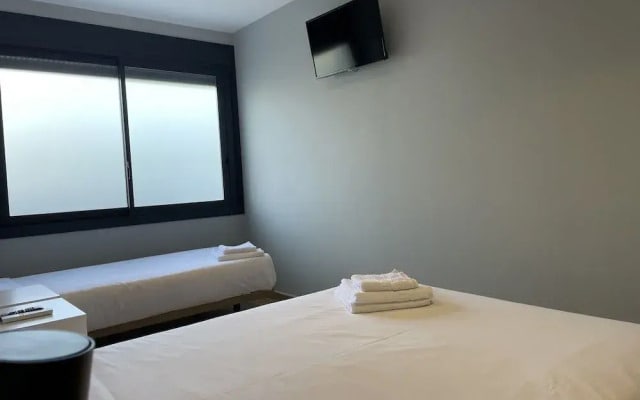 Hey Rooms