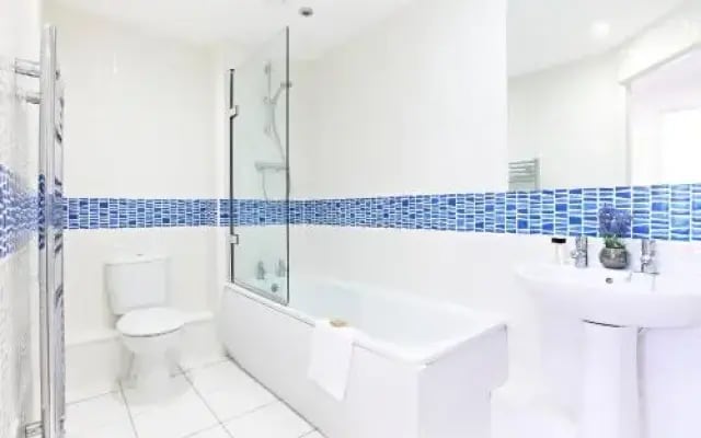 Borehamwood - Luxury 2 bed 2 bath apartment