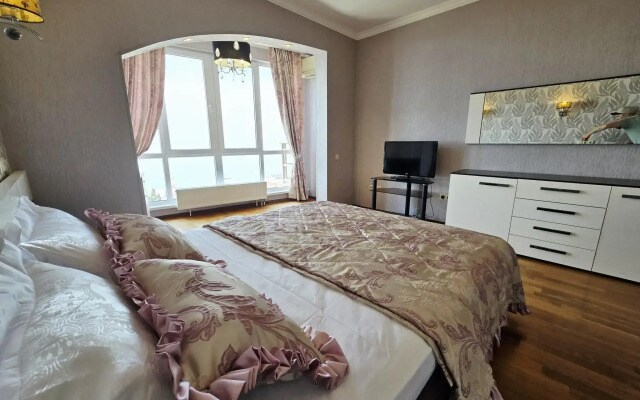Двухкомнатная квартира с шикарным видом на море!