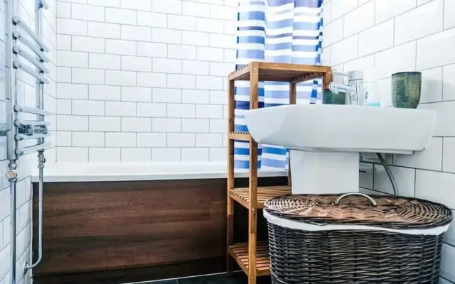 Three Bed London Apartment