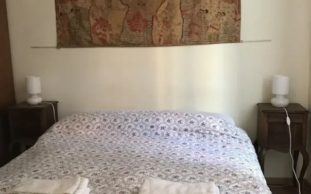 Stylish apartment in central Rome